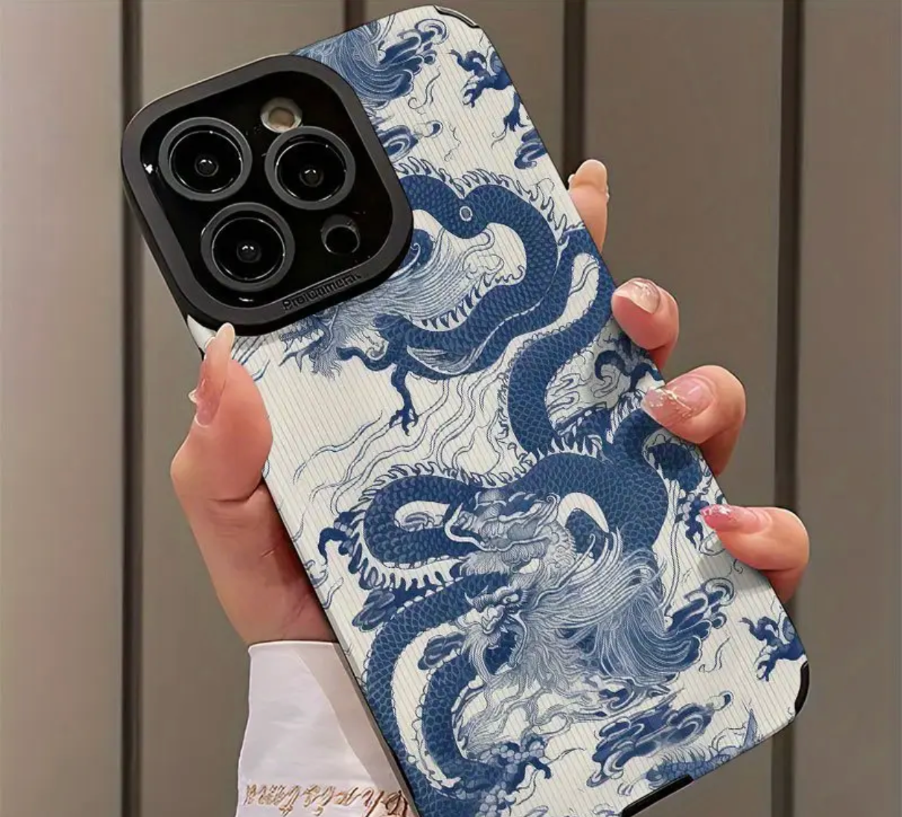Dragon Pattern Case