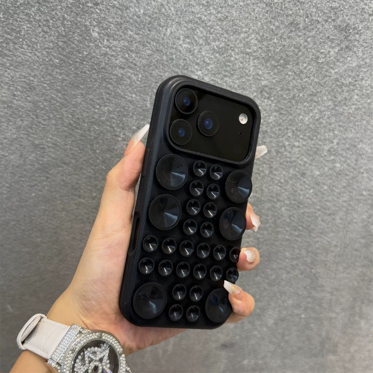 Suction cup style macaroon